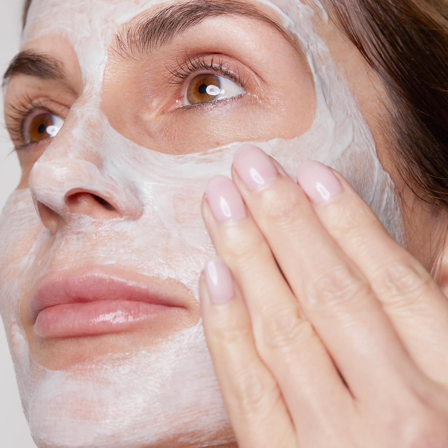 CLARINS Cryo-Flash Face Mask | Visible Lift Effect in 10 Minutes* | Visibly Minimizes Pores | Boosts Radiance | Pro Like Results | All Skin Types
